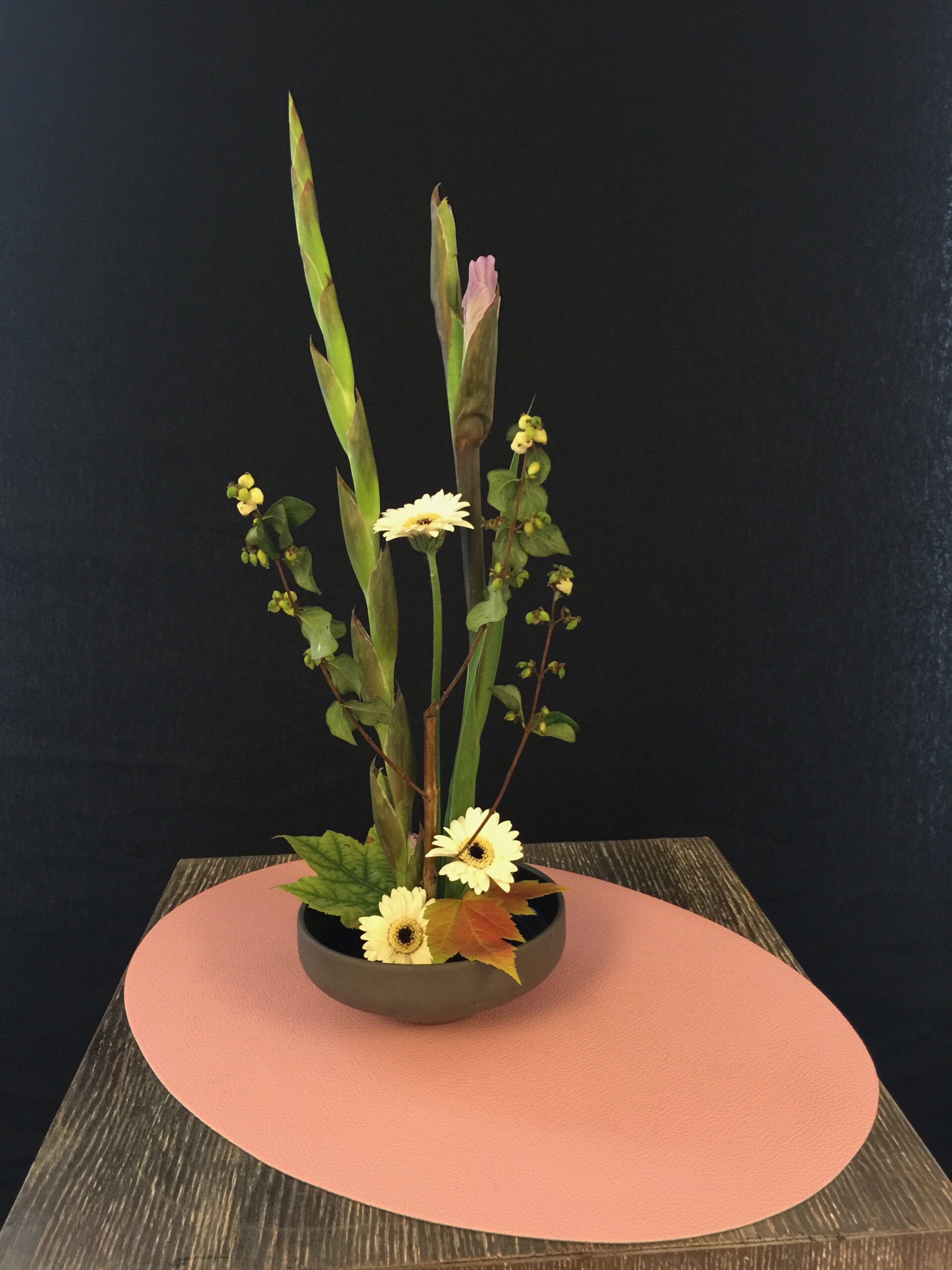 ikebana arrangement